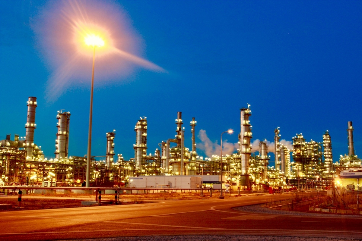 largest oil refinery resumes normal operation after technical breakdown picture 1