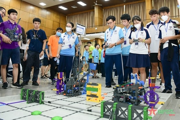 vietnam to send 20 teams to vex robotics world championship 2023 picture 1