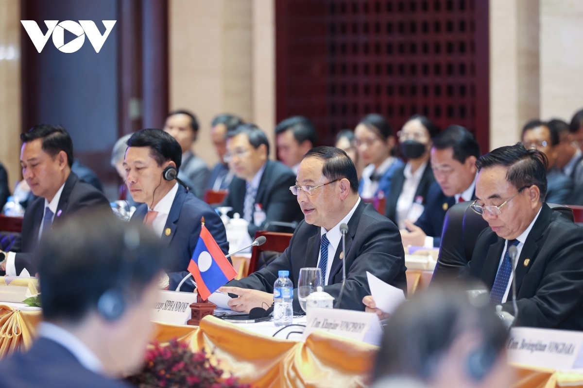 vietnam and laos vow to increase bilateral trade by 15 in 2023 picture 2