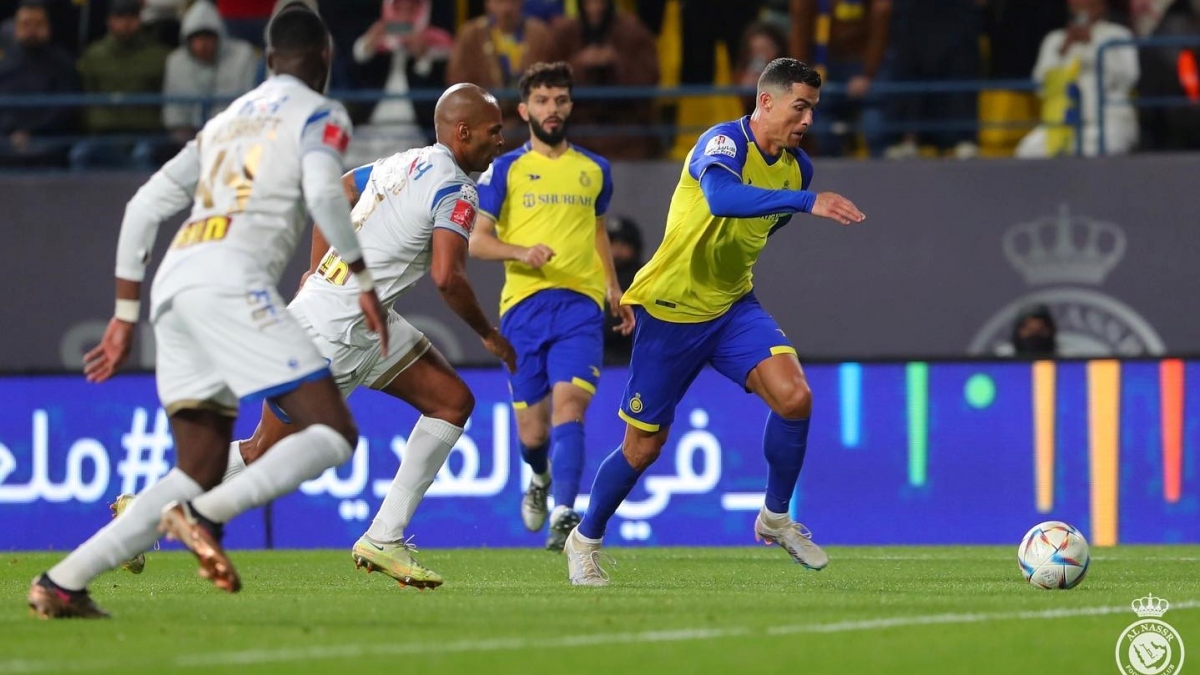 ronaldo tiep tuc thang hoa cung al nassr o saudi arabia hinh anh 2