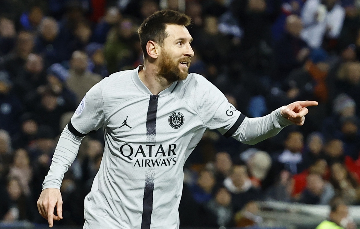 Mbappe gặp vận xui, Messi "giải cứu'' PSG trên sân Montpellier