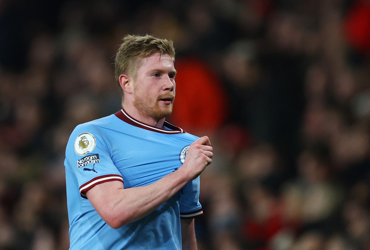 de bruyne ruc sang dua man city tro lai ngoi dau ngoai hang anh hinh anh 4