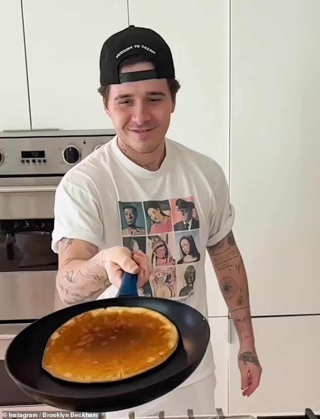 brooklyn beckham thach thuc bo david thi lat banh kep hinh anh 1