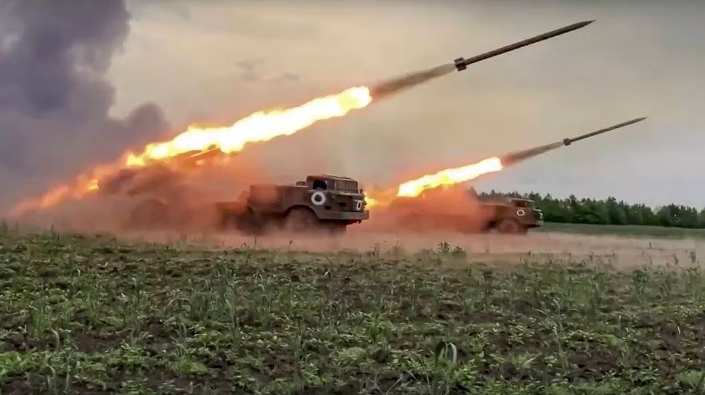 Nga xóa sổ kho đạn dược của Ukraine, bắn hạ tên lửa HIMARS