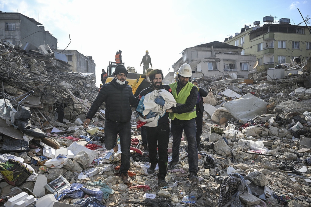 Thêm nhiều kỳ tích sau 5 ngày động đất ở Thổ Nhĩ Kỳ và Syria
