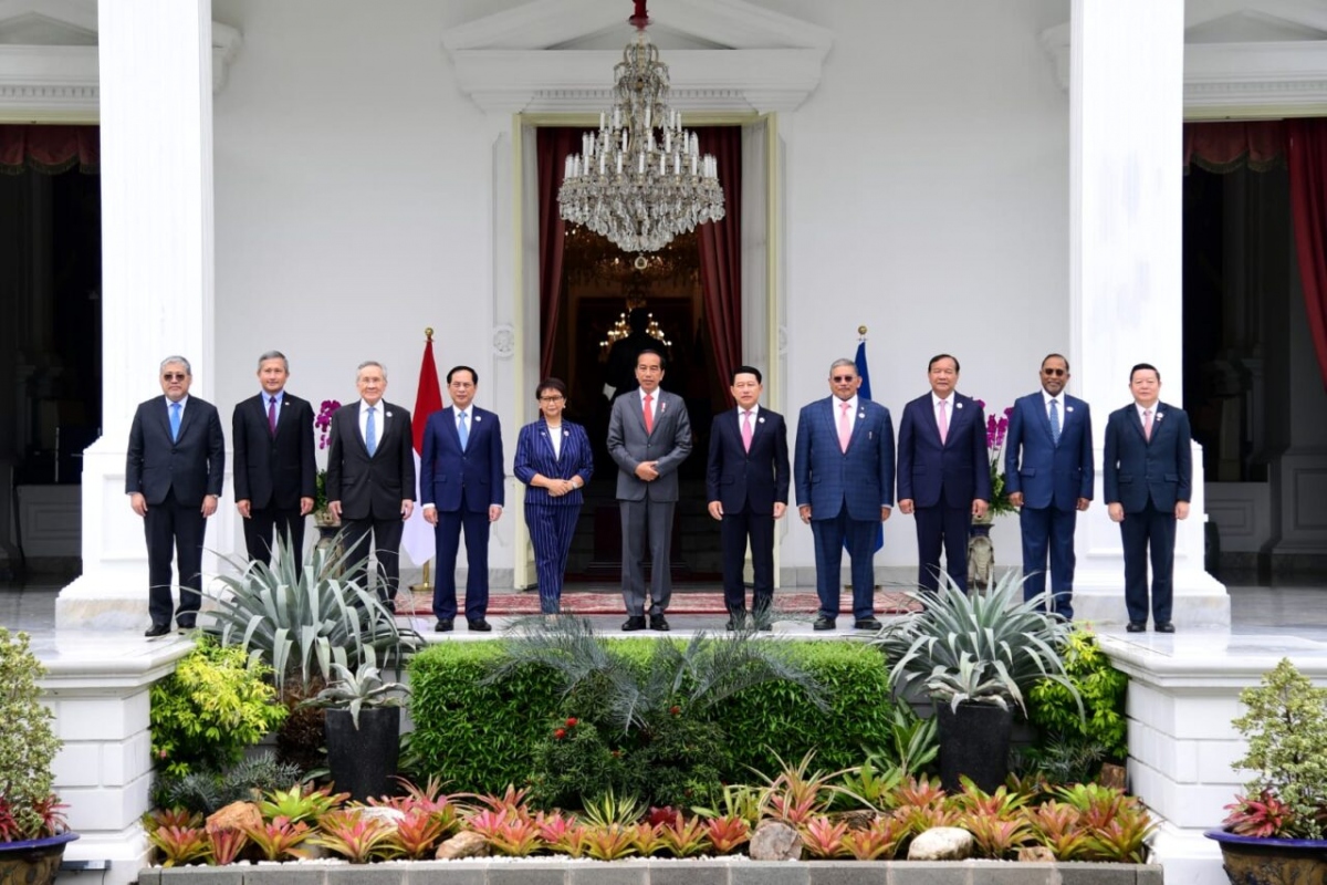 Thúc đẩy đoàn kết và vai trò trung tâm của ASEAN