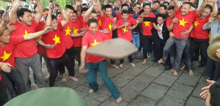 210 makers join unique clay firecracker festival in hai duong picture 12