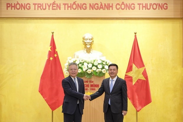 vietnam, china s hainan province strengthen trade ties picture 1