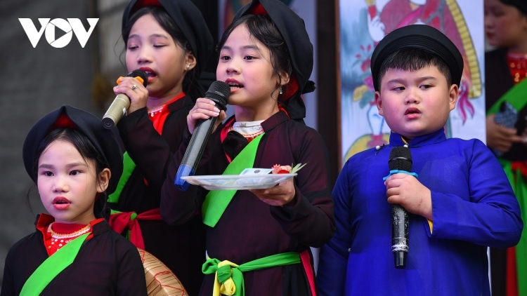 Thousands attend Lim festival in Bac Ninh