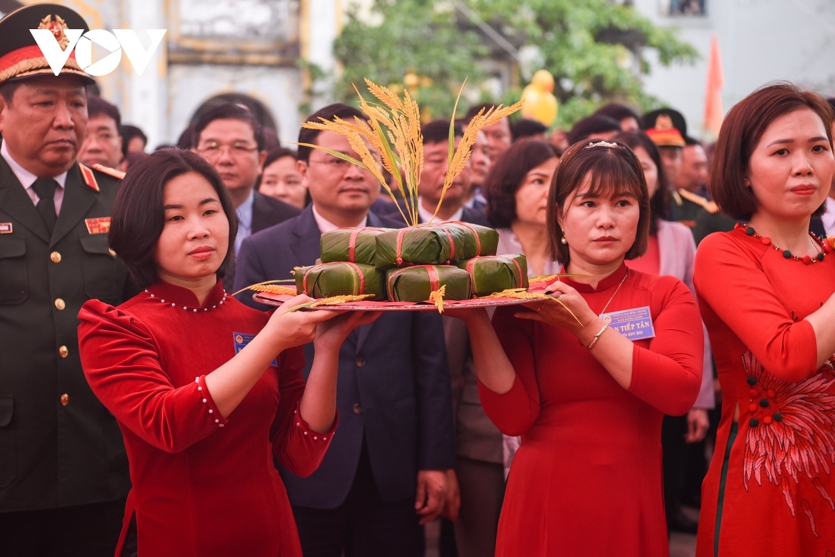 festival commemorates first king of vietnamese people picture 3