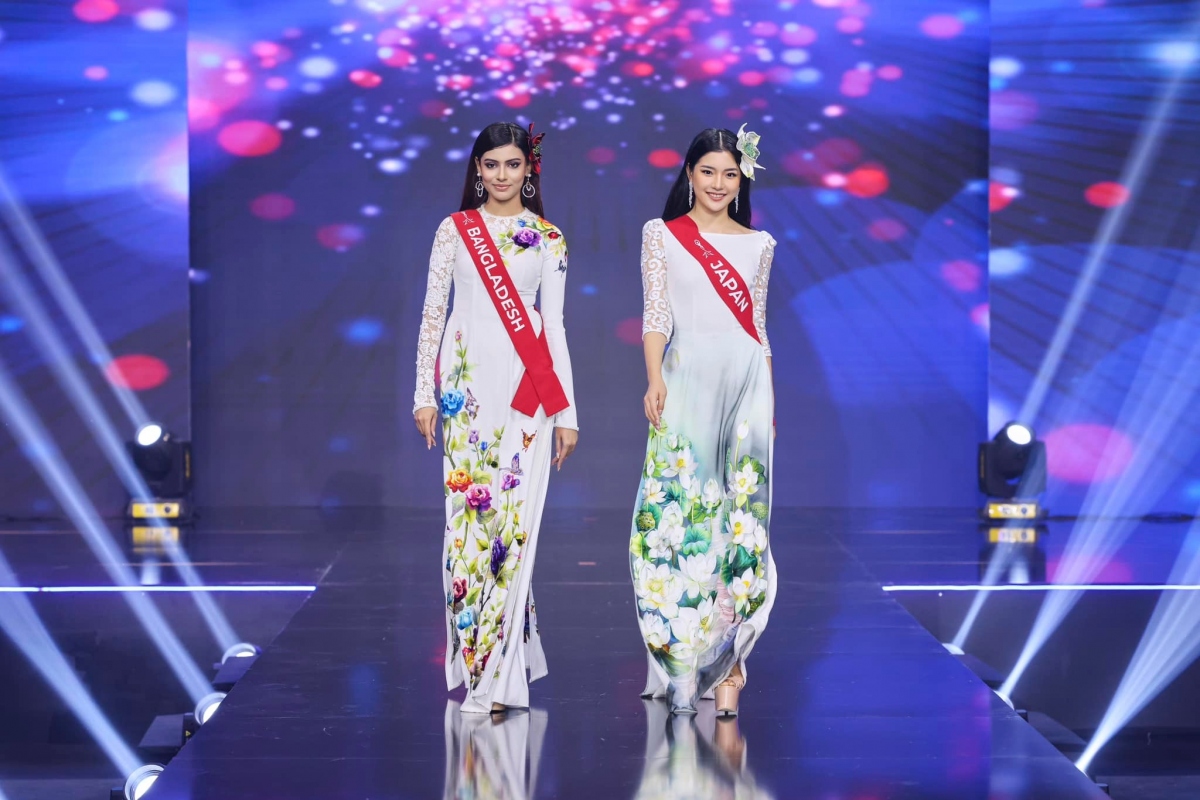 miss charm 2023 beauties appear charming during ao dai performance picture 11
