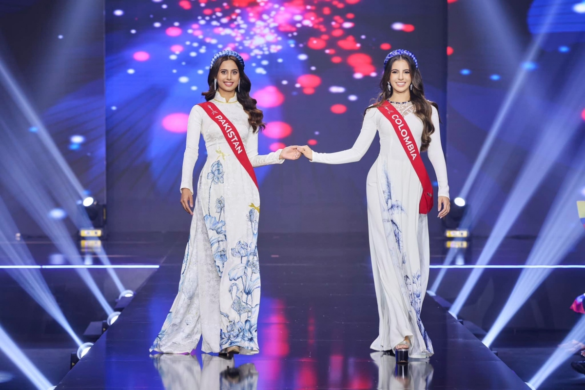 miss charm 2023 beauties appear charming during ao dai performance picture 15