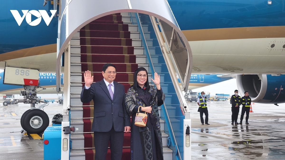 pm pham minh chinh begins singapore, brunei tour picture 1