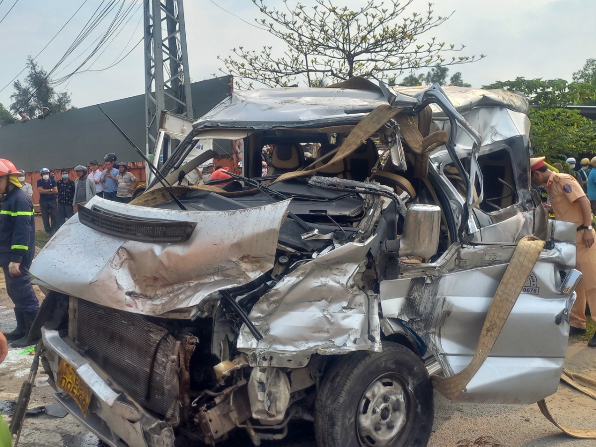 Vụ tai nạn giao thông ở Quảng Nam làm 8 người chết: Có bao nhiêu ...