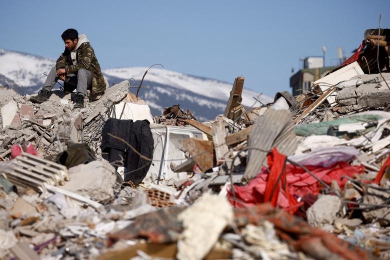 Những hình ảnh nhói lòng về hậu quả động đất ở Thổ Nhĩ Kỳ và Syria