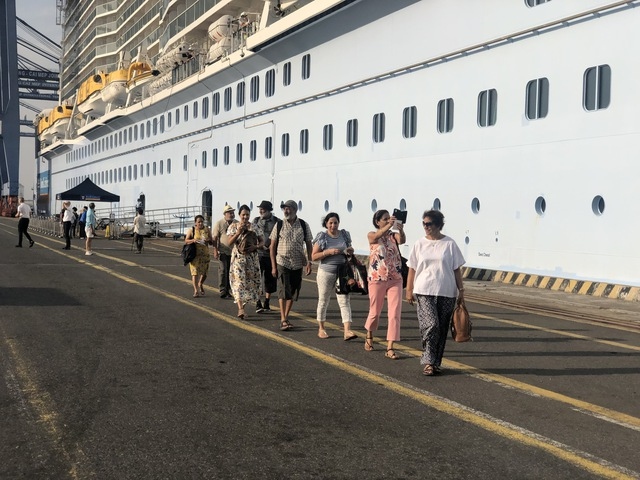 ba ria vung tau greets luxury superyacht with 3,500 international tourists picture 1