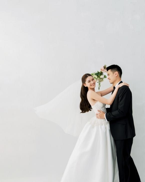 Á hậu Thùy Dung chia sẻ về cuộc sống hôn nhân sau 2 tháng 