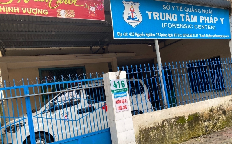 Bắt khẩn cấp Giám đốc Trung tâm Pháp y Quảng Ngãi