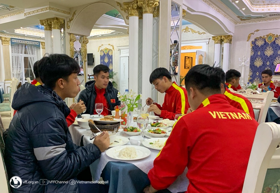 u20 viet nam co mat tai uzbekistan, san sang tranh ve du u20 world cup hinh anh 2