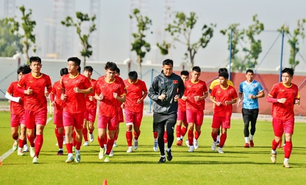vietnamese footballers arrive in uzbekistan for 2023 afc u20 asian cup finals picture 1