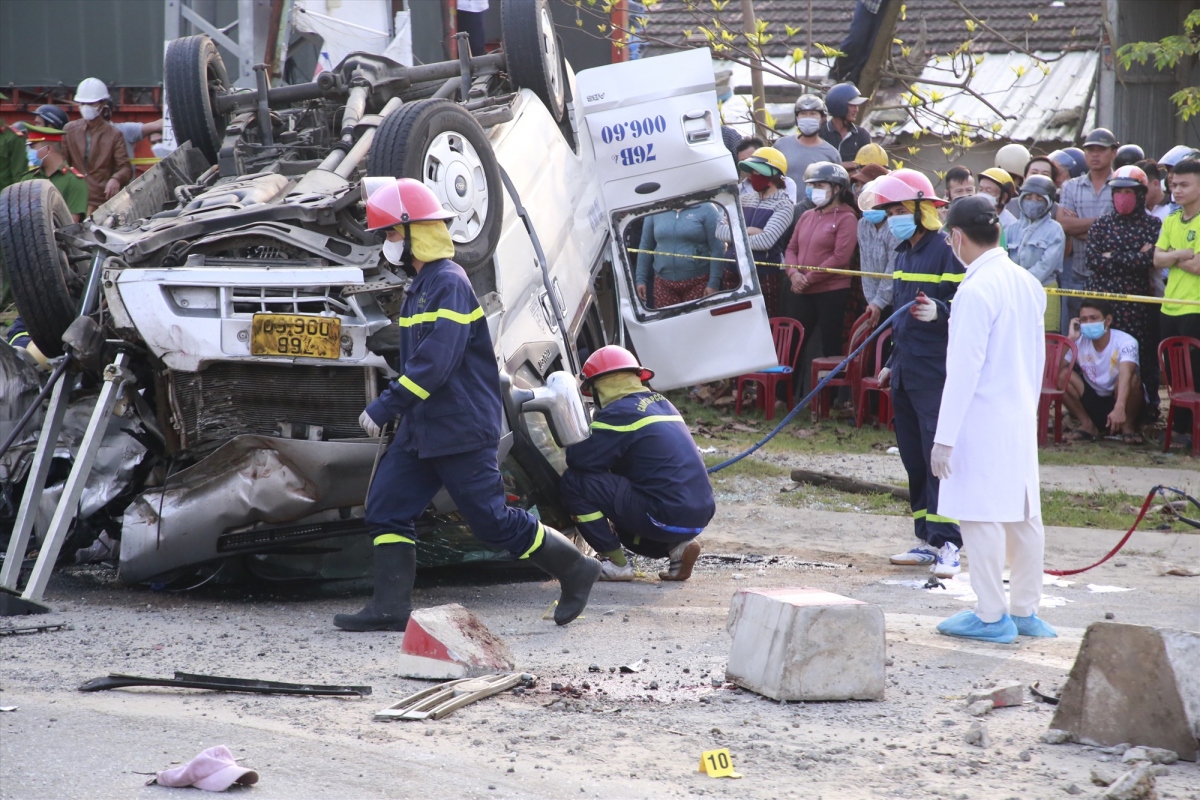 Vụ tai nạn làm 10 người chết tại tỉnh Quảng Nam: Vì sao chưa khởi ...