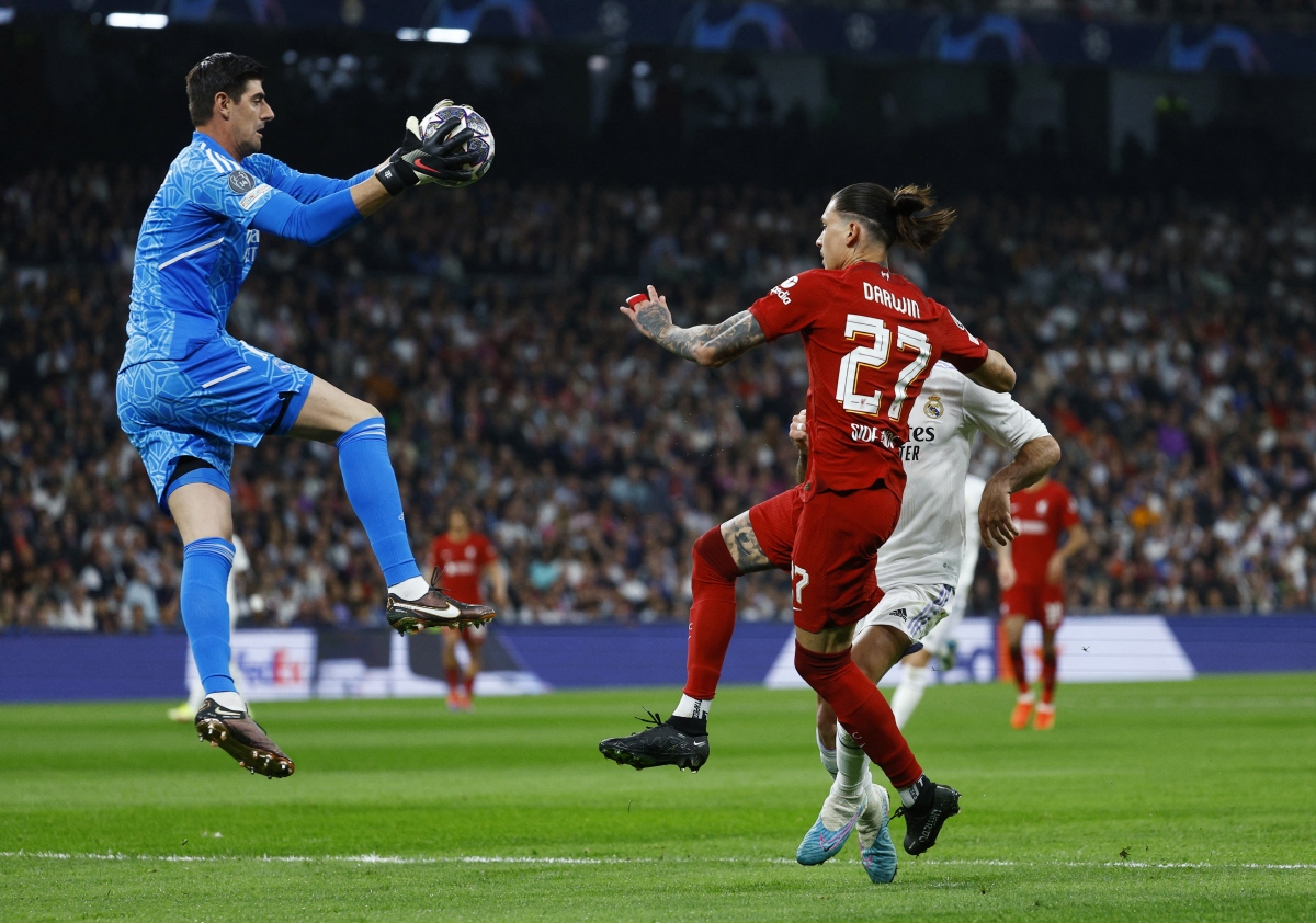 benzema ghi bàn, real madrid tiễn liverpool rời champions league hình ảnh 2 benzema ghi ban, real madrid tien liverpool roi champions league hinh anh 2