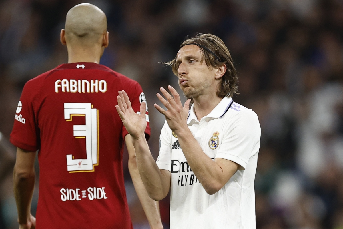 benzema ghi bàn, real madrid tiễn liverpool rời champions league hình ảnh 9 benzema ghi ban, real madrid tien liverpool roi champions league hinh anh 9