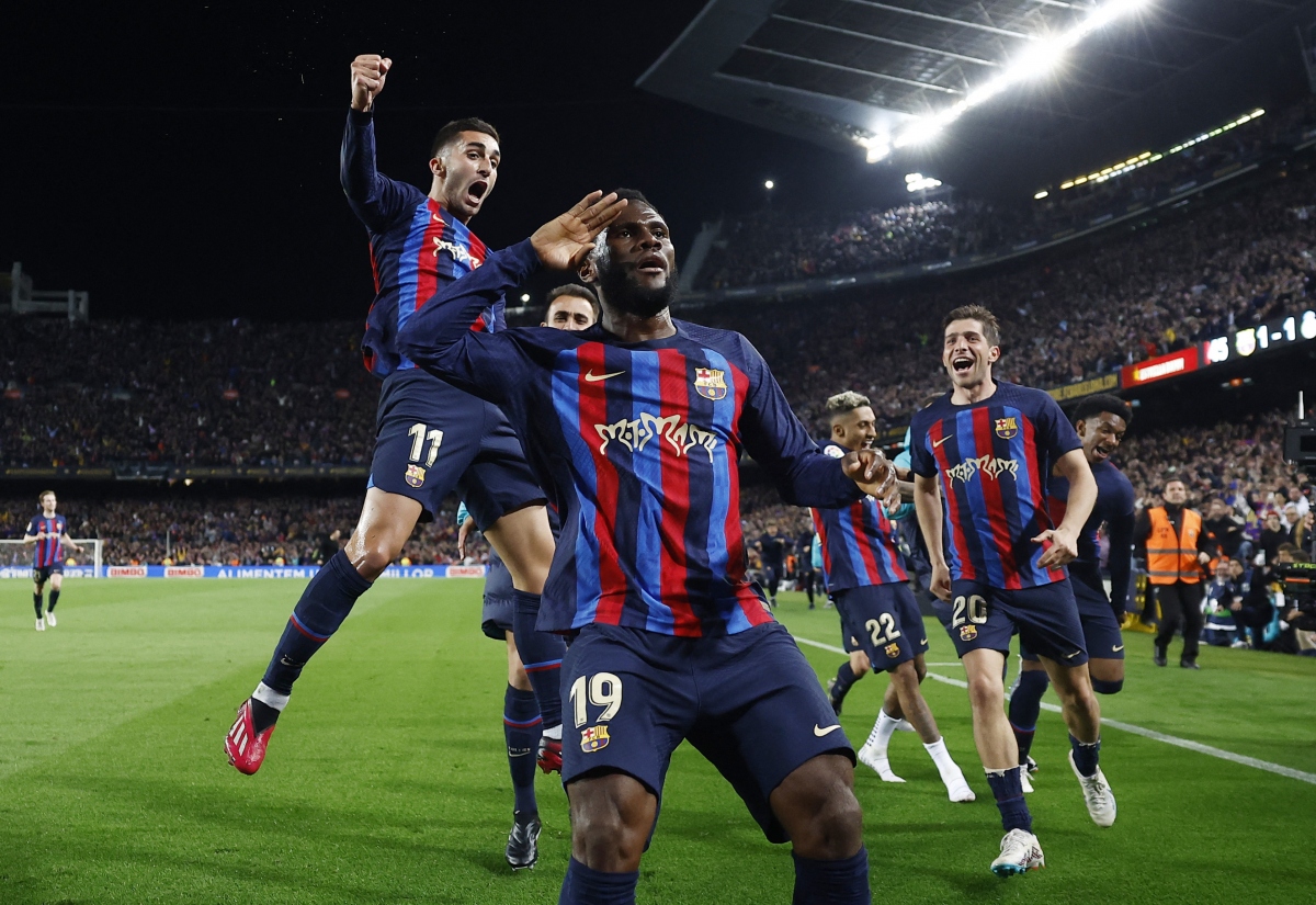 VAR từ chối bàn thắng, Real Madrid thua ngược Barca ở trận Siêu kinh điển