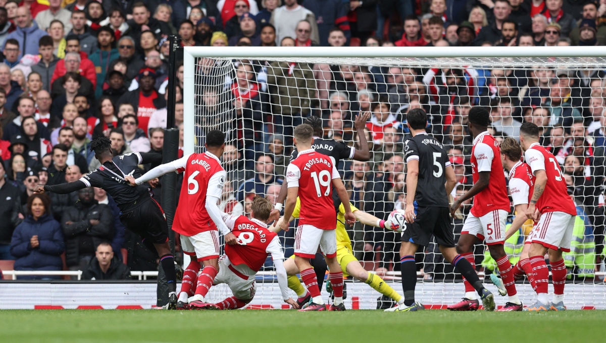 hàng công bùng nổ, arsenal thắng tưng bừng crystal palace hình ảnh 13 hang cong bung no, arsenal thang tung bung crystal palace hinh anh 13