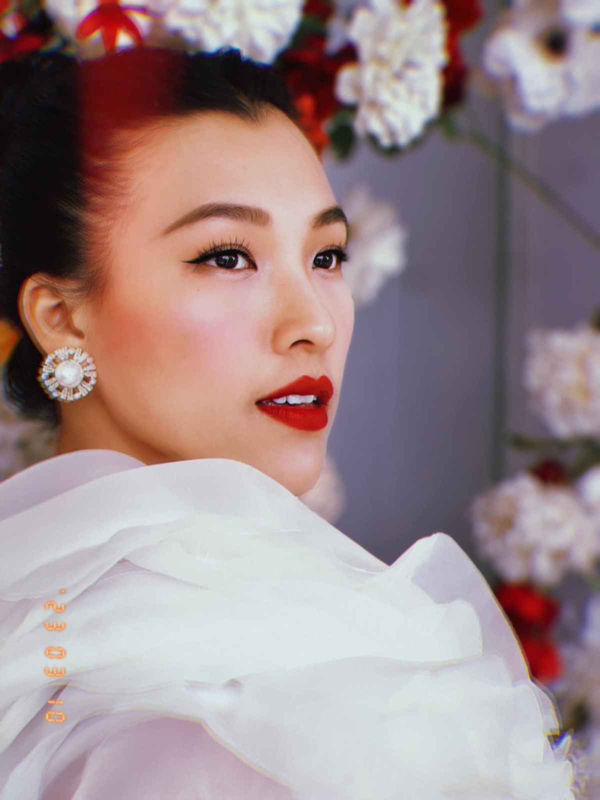 hoang oanh ngay cang dep va ban ron hon sau bien co ly hon hinh anh 14