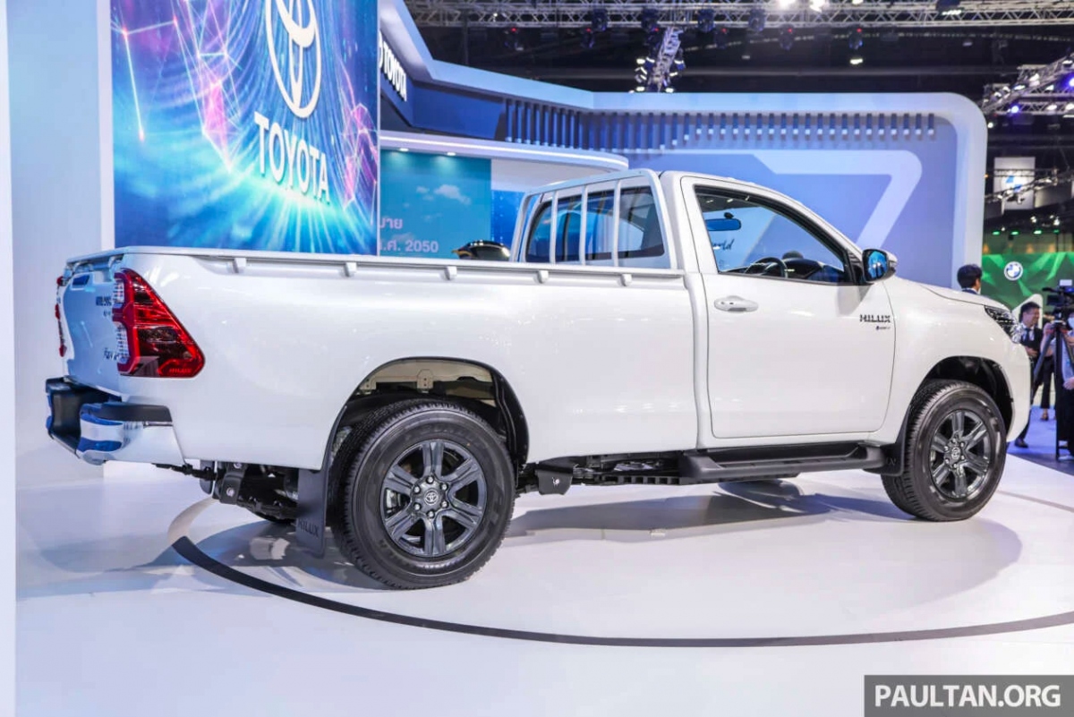 toyota hilux concept dien vua trinh lang co gi noi bat hinh anh 2