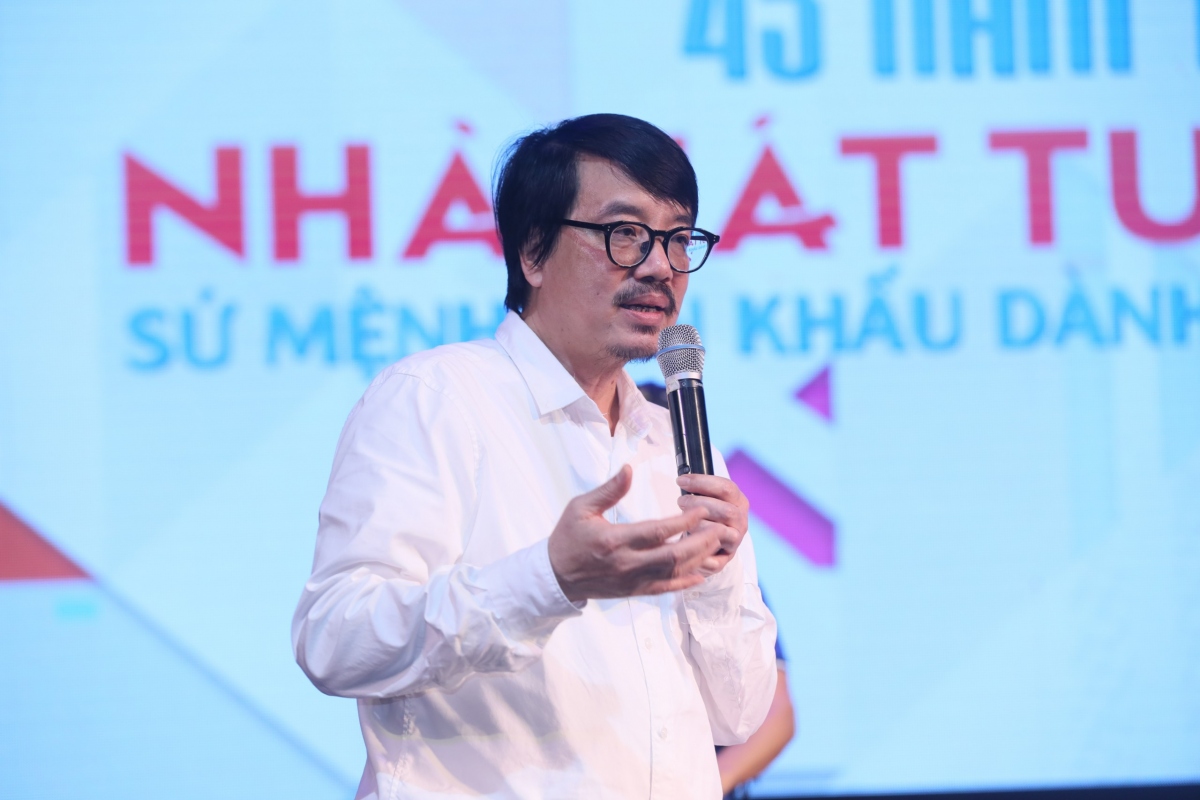 nhà hát tuổi trẻ đình đám với chùm hài kịch Đời cười dịp kỷ niệm 45 năm thành lập hình ảnh 2 nha hat tuoi tre dinh dam voi chum hai kich Doi cuoi dip ky niem 45 nam thanh lap hinh anh 2