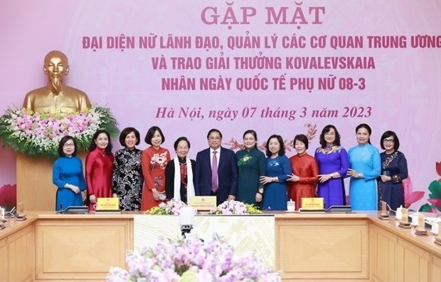 pm urges all efforts to support women s advancement picture 1