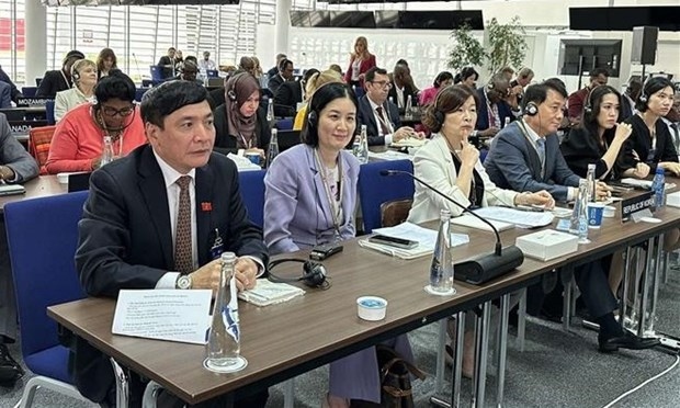 vietnam represented at meeting of association of secretaries general of parliaments picture 1