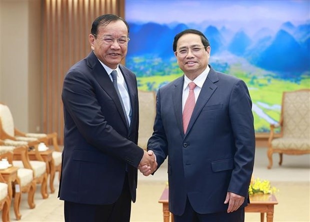 pm chinh welcomes cambodian deputy pm and fm picture 1