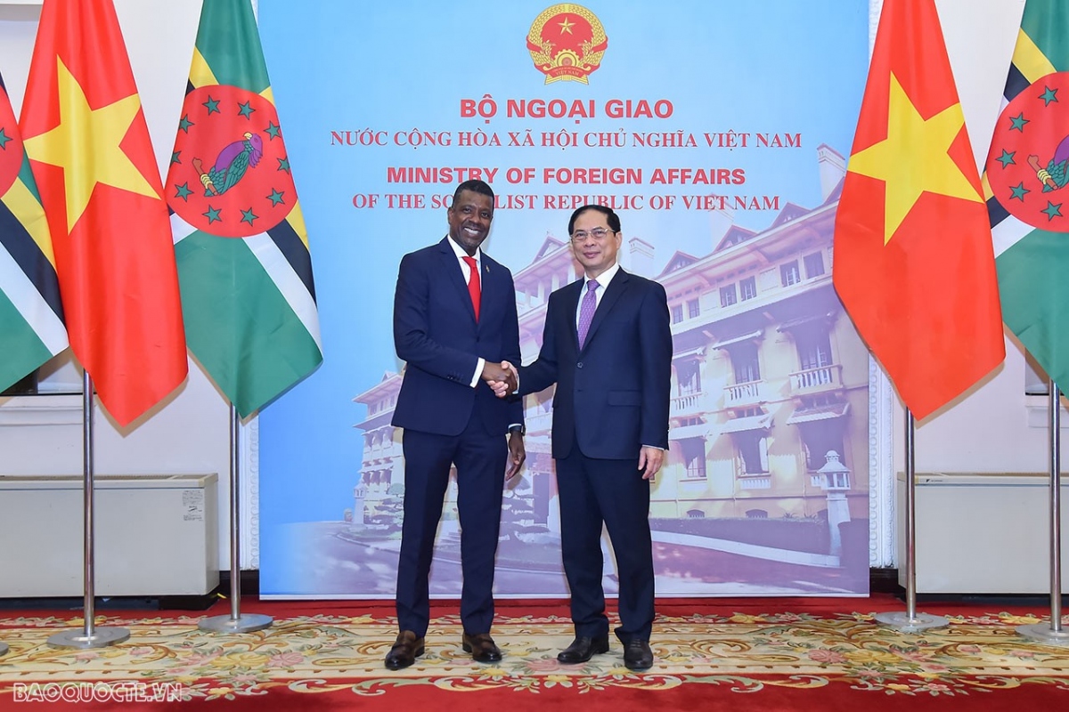 vietnam and dominica to expand cooperation bilaterally, multilaterally picture 1