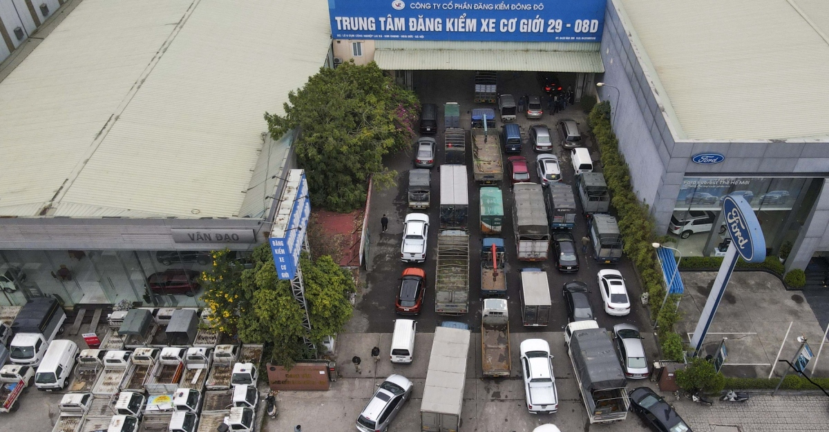 giai quyet khung hoang dang kiem nen mo cho ca cong an, quan doi tham gia hinh anh 1