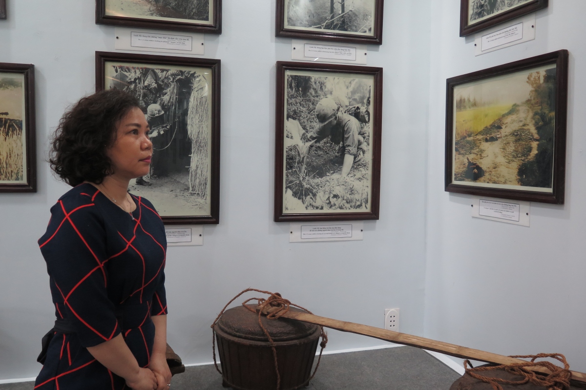 tac gia bo anh vu tham sat son my dong y de quang ngai trung bay tac pham cua minh hinh anh 5