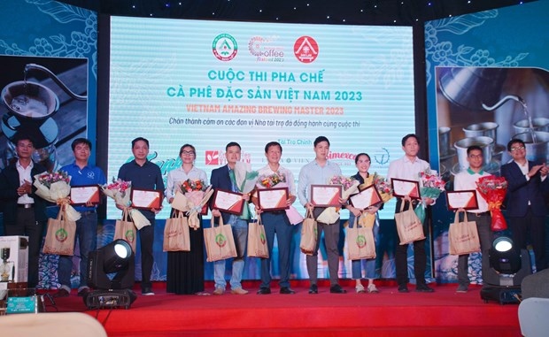 buon ma thuot coffee festival winners of coffee-making contest honoured picture 1