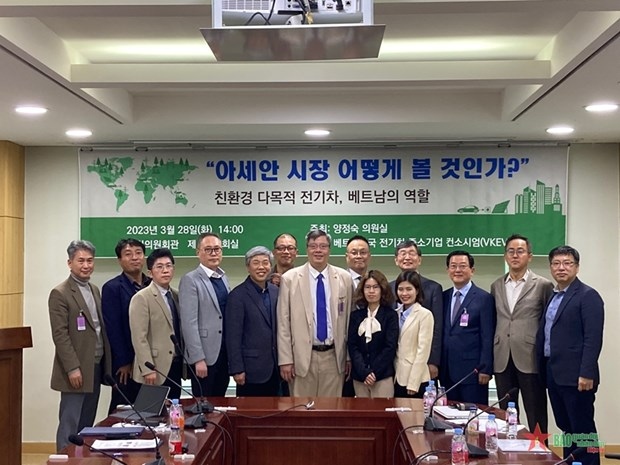 vietnam, rok ramp up co-operation in developing green industries picture 1