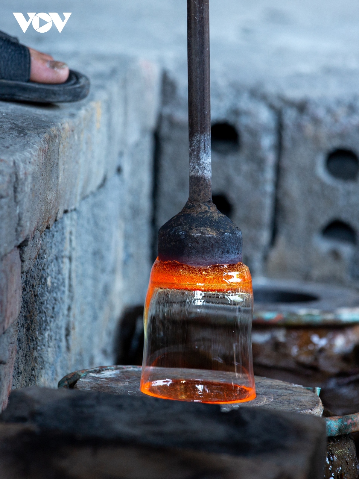 village in nam dinh province preserves tradition of glass blowing picture 5