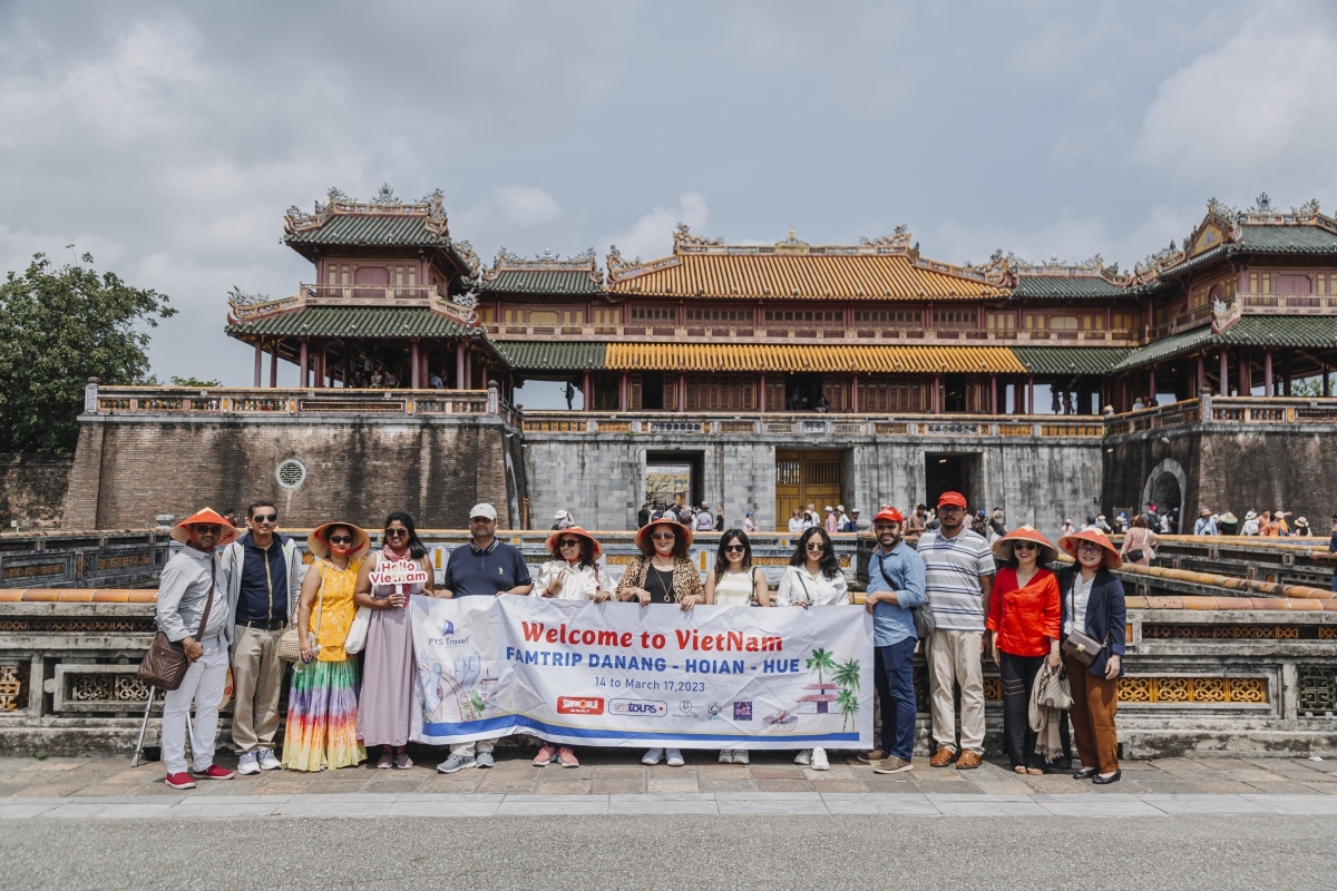 indian famtrip delegation survey tourist attractions in thua thien hue, da nang picture 1