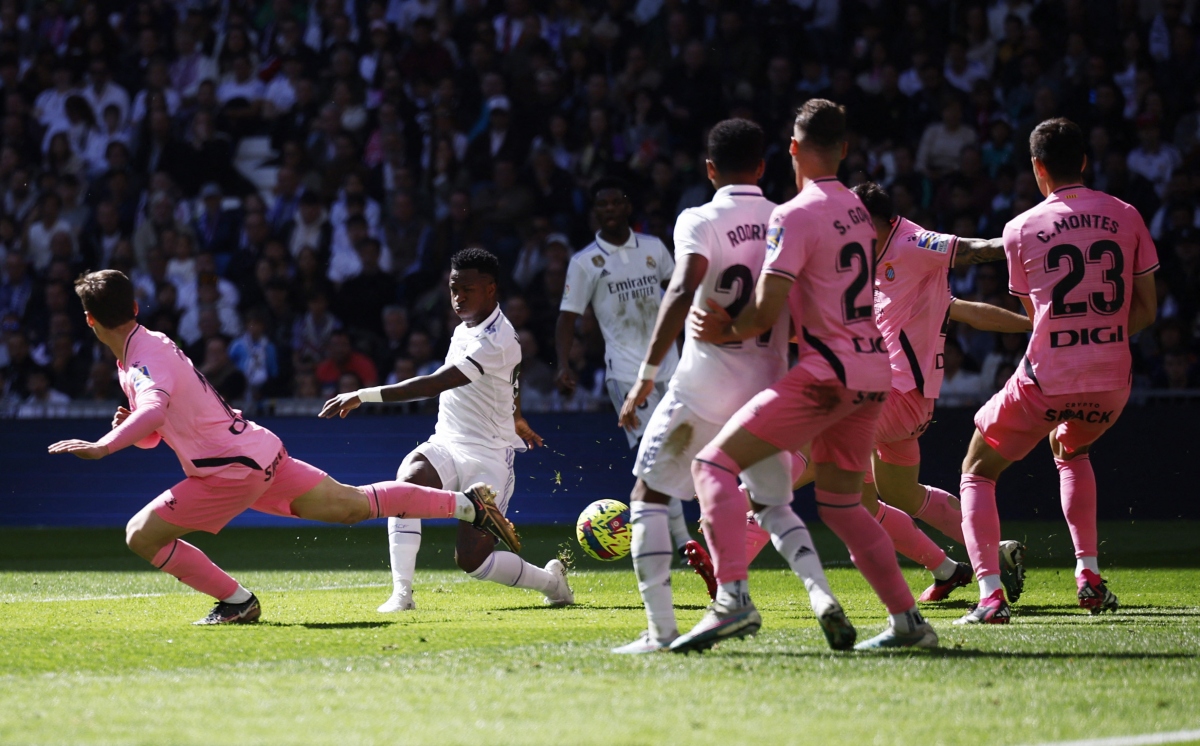 loi nguoc dong thang espanyol, real madrid cham dut chuoi tran that vong hinh anh 5