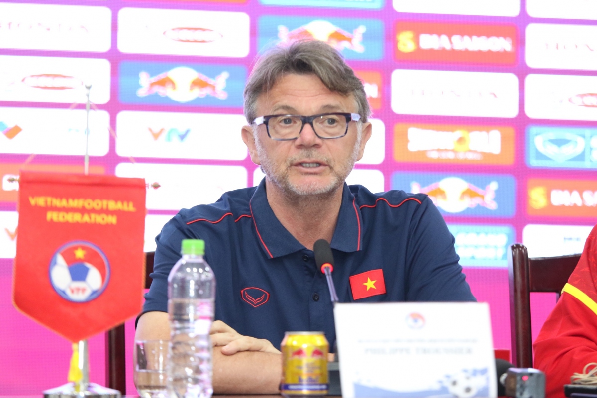 HLV Troussier chỉ ra vấn đề cần thay đổi để ĐT Việt Nam hướng tới World Cup