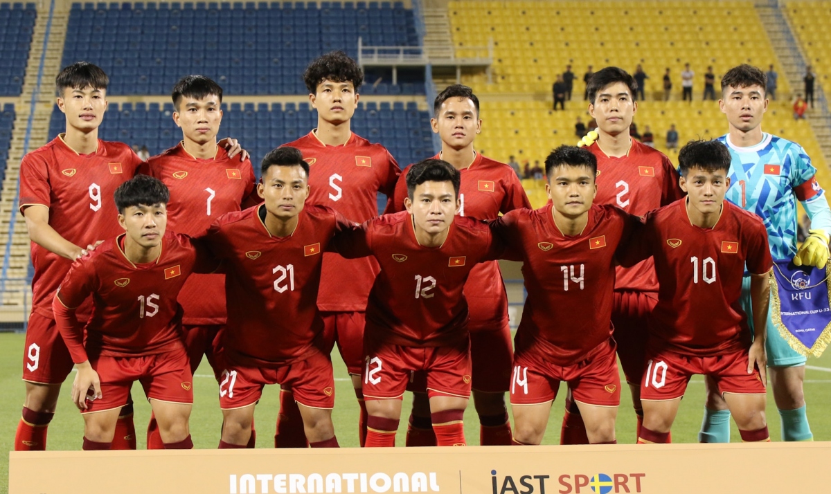 Đội tuyển U23 Việt Nam sang Dubai chuẩn bị cho SEA Games 31 | baotintuc.vn