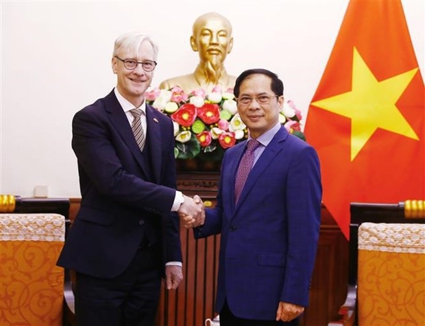 vietnam highly values traditional ties with norway foreign minister picture 1