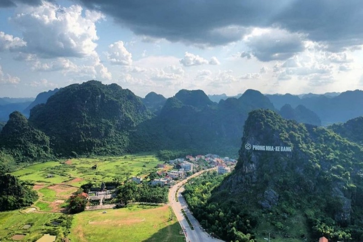 Vietnamese tourism recovery grabs Lao media headlines