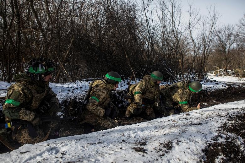 bakhmut bi nhan chim trong hoa luc phao binh, nga va ukraine quyet gianh loi the hinh anh 11