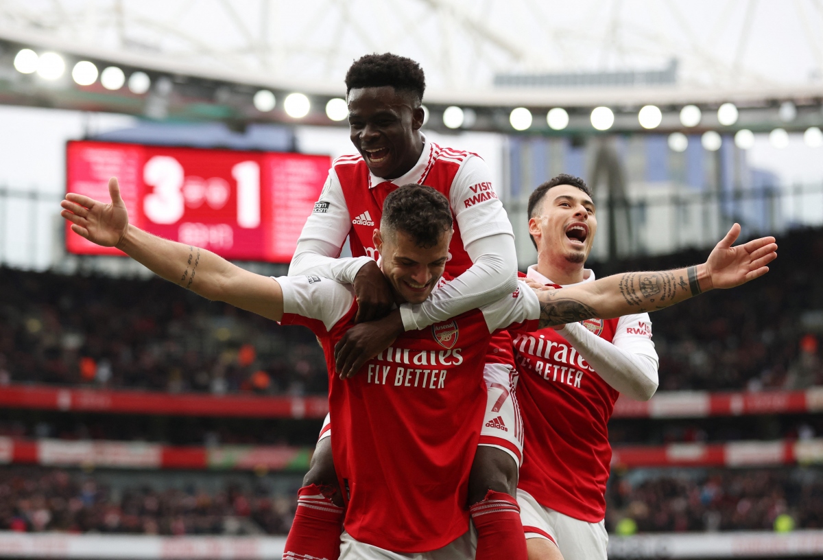 ket qua ngoai hang anh arsenal de bep leeds utd hinh anh 1