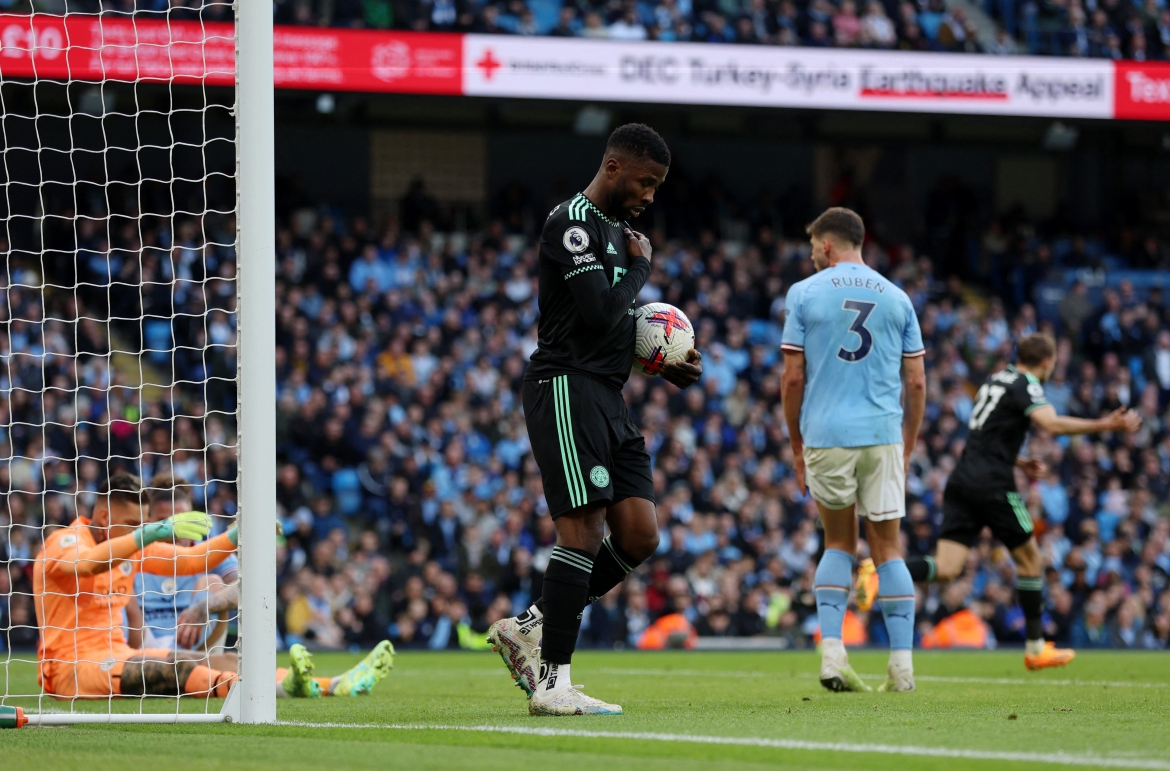 ket qua vong 31 ngoai hang anh thang de leicester, man city ap sat arsenal hinh anh 14